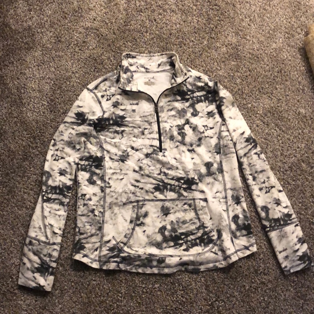 Active long sleeved shirt